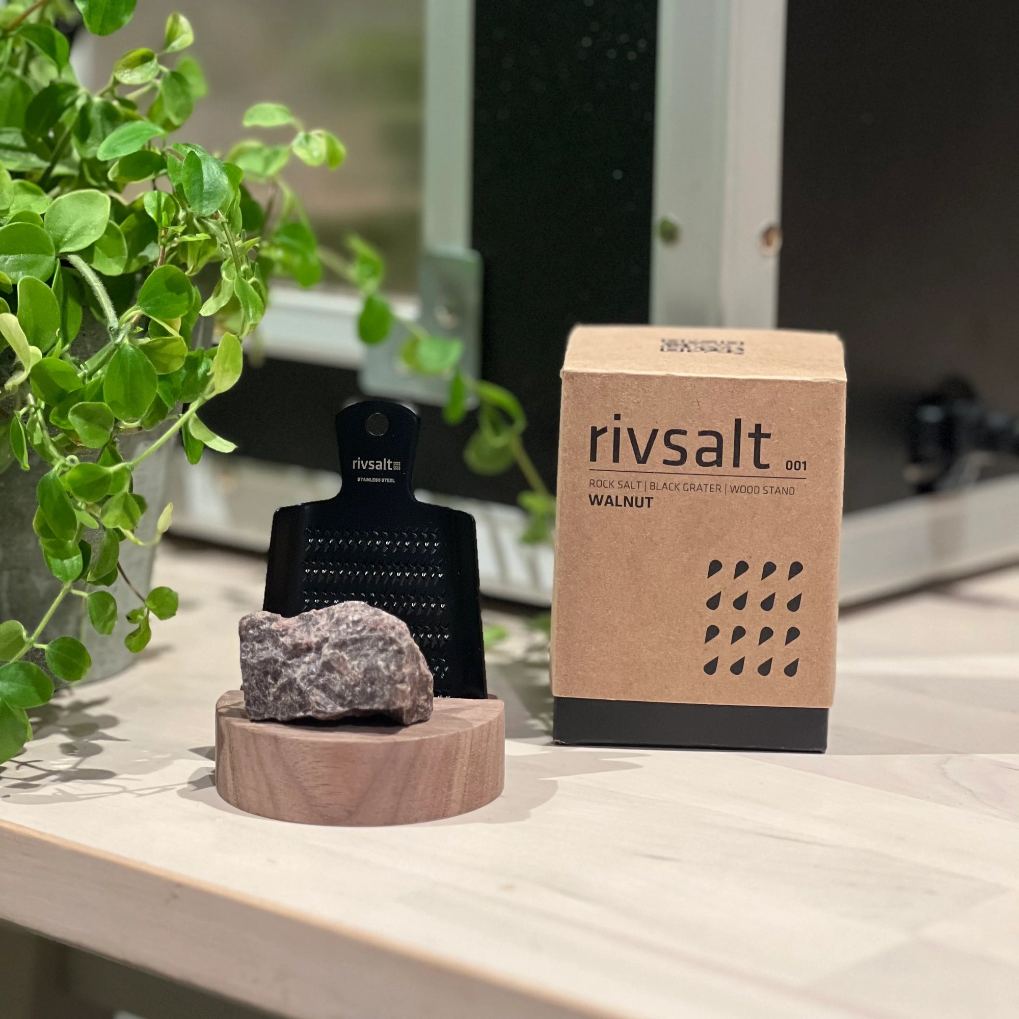 The RIVSalt "Walnut Edition"