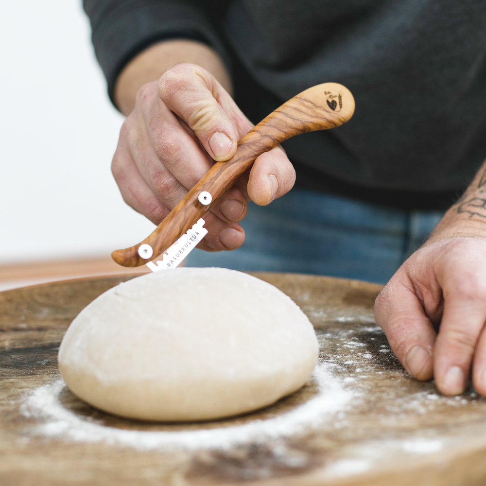 Genießen Sie klassisches Bio-Bauernbrot – jetzt in Bio-Qualität mit bestem Dinkelsauerteig! 🍞✨