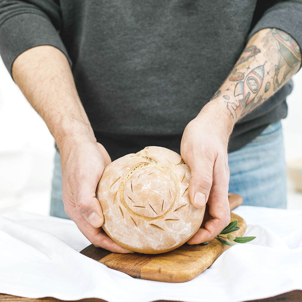 Genießen Sie klassisches Bio-Bauernbrot – jetzt in Bio-Qualität mit bestem Dinkelsauerteig! 🍞✨